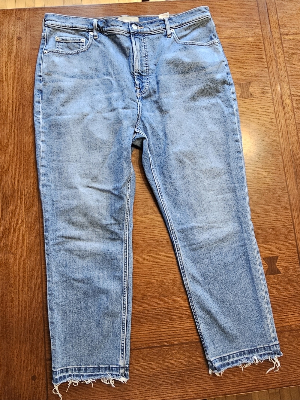 Everlane Fray Bottom Denim Straight Jean 33S